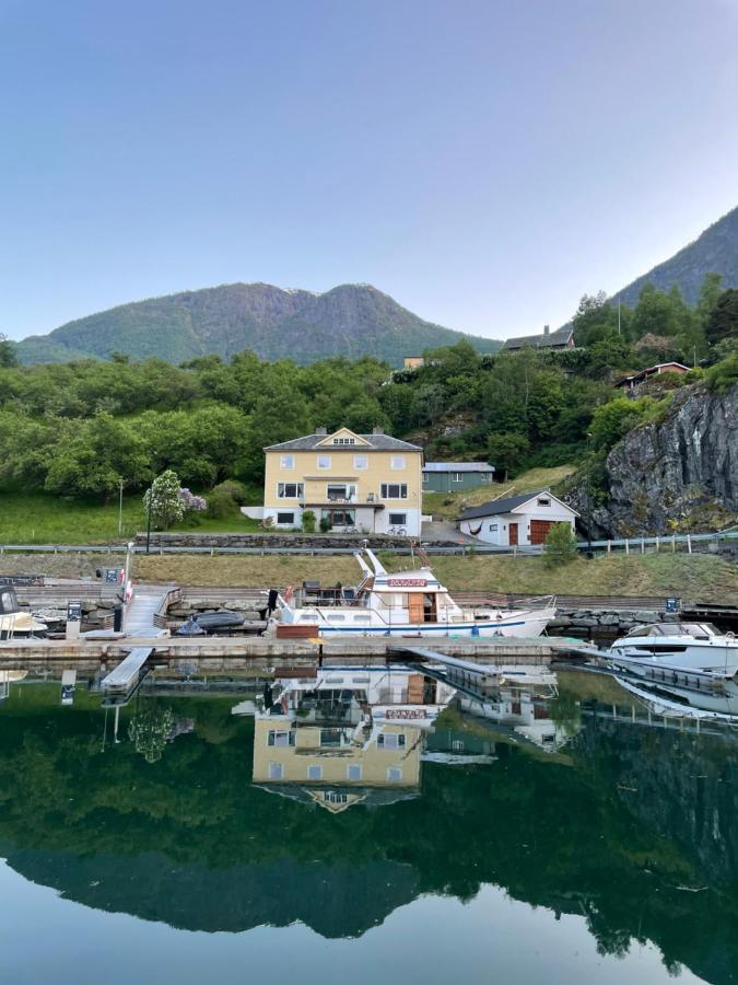 Svingen Guesthouse - Panoramic Fjord Views In Flåm Eksteriør billede